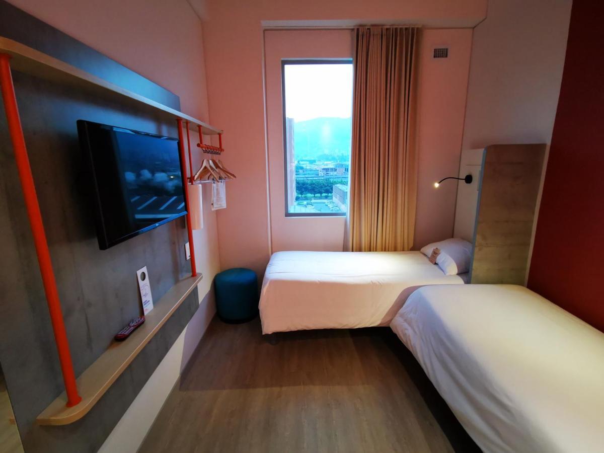 Ibis Budget Itagüí Εξωτερικό φωτογραφία